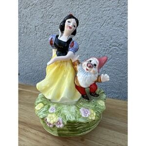 Disney Schmid Snow White & Dwarf Music Box "Someday My Prince Will Come" VTG